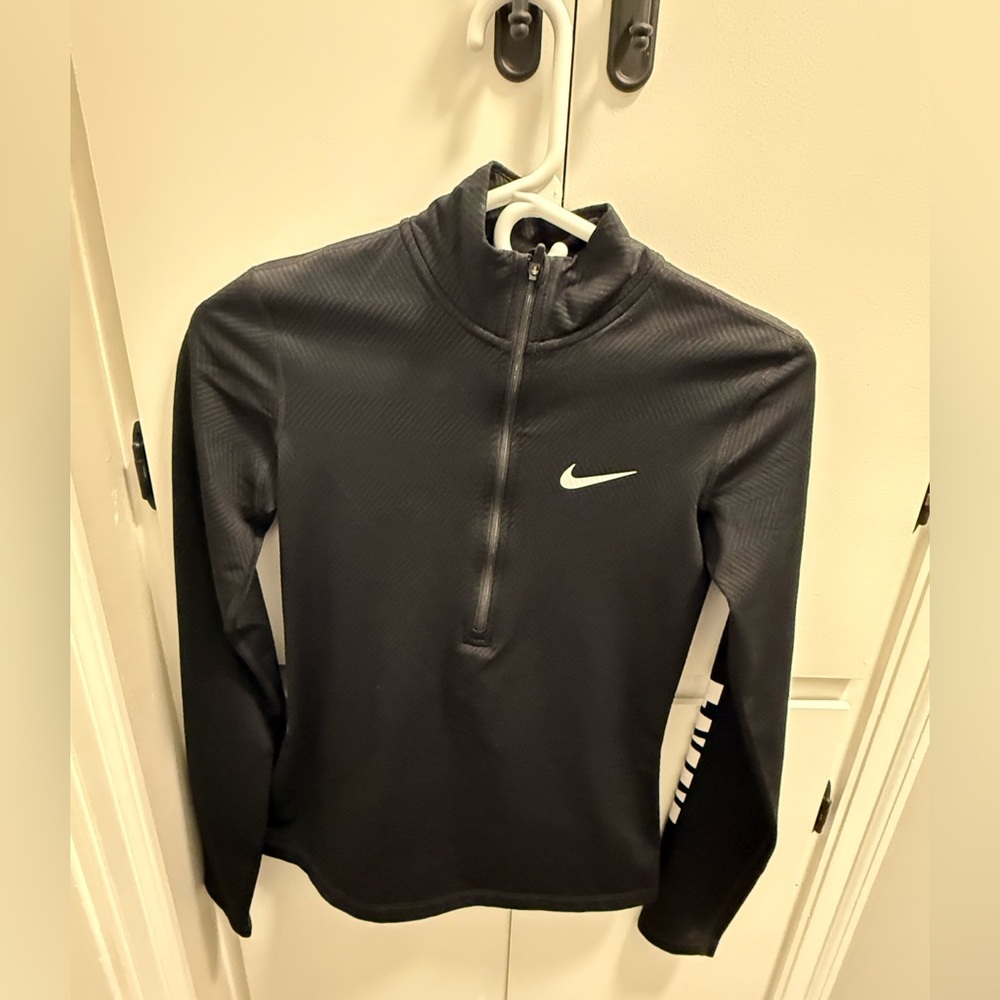Nike Women’s Black Long Run Division Therma-fit Sleeve Quarter-Zip Top XS NWT